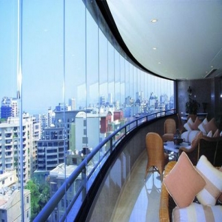 Cam Balkon